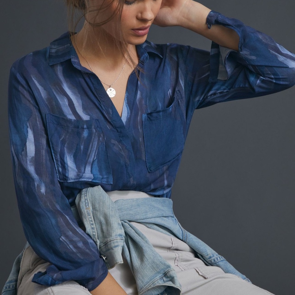 Cloth & Stone Classic Blue Button Down